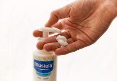 Mustela Hydra Bebe Avakado Özlü Body Lotion 300 ML SKT:09.27